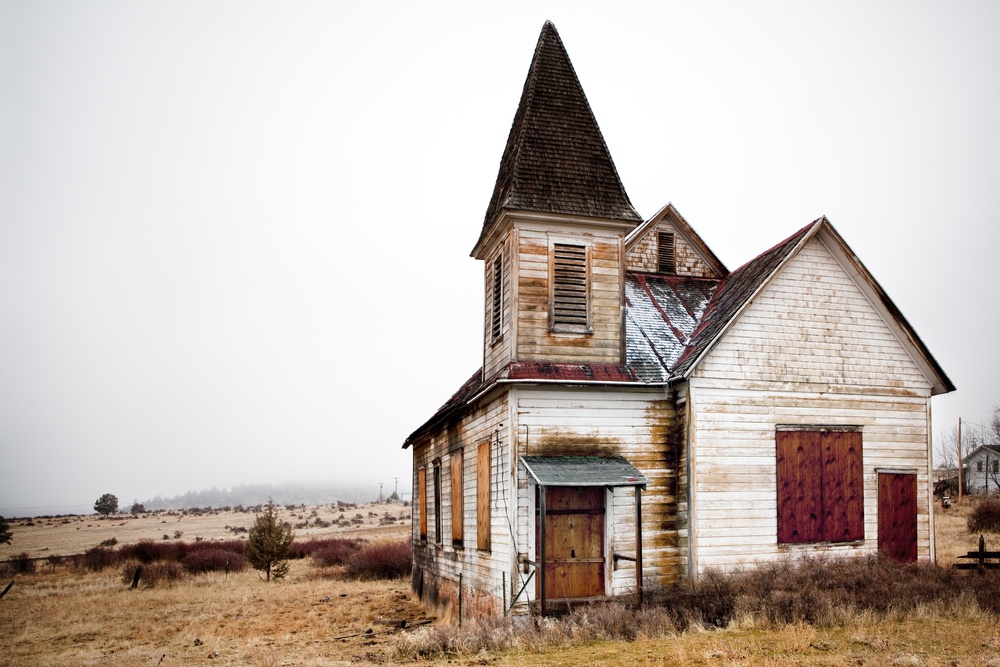 igreja abandonada