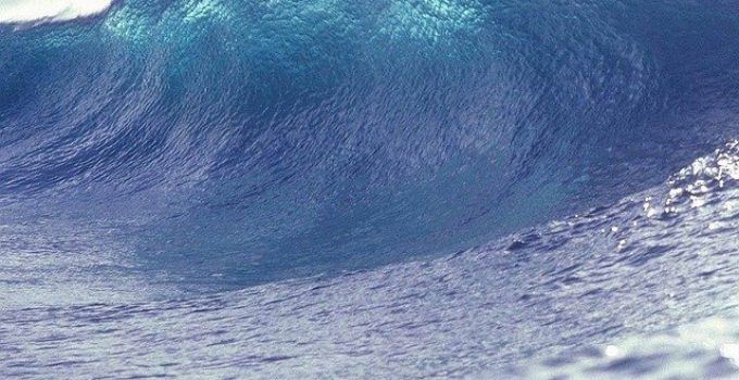 O que significa sonhar com onda gigante?