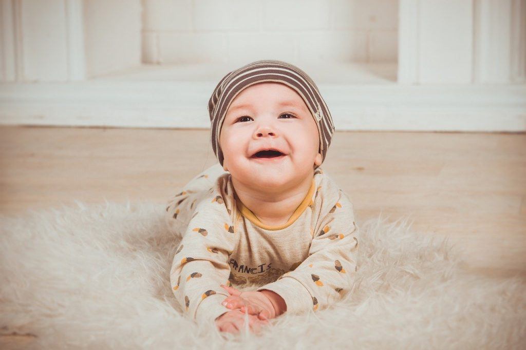 O que significa sonhar com bebê sorrindo?