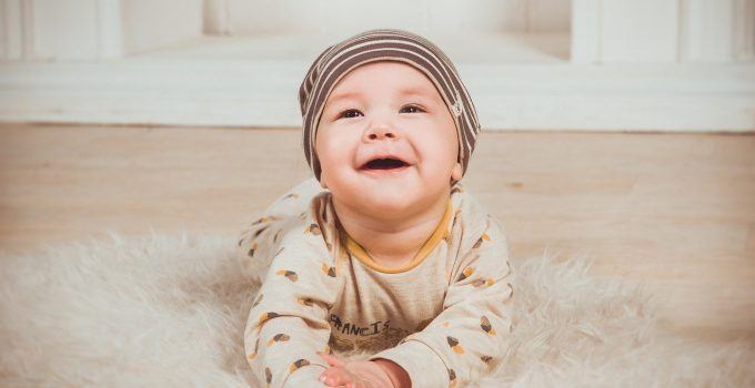 O que significa sonhar com bebê sorrindo?